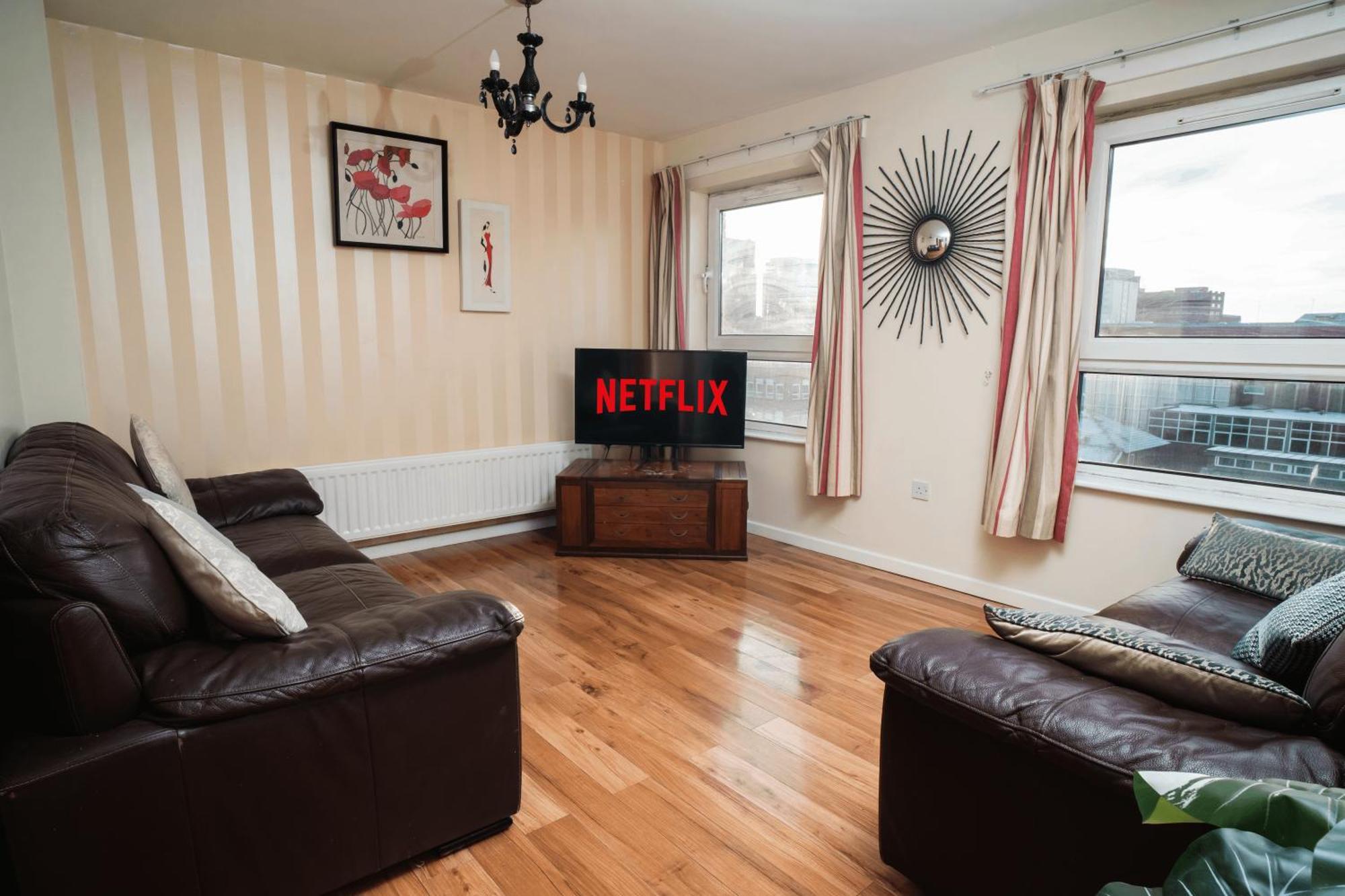 Central Duplex Apartment In Belfast City Centre מראה חיצוני תמונה